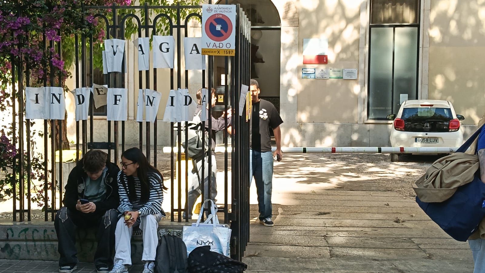 La huelga ha sido seguida mayoritariamente por los docentes