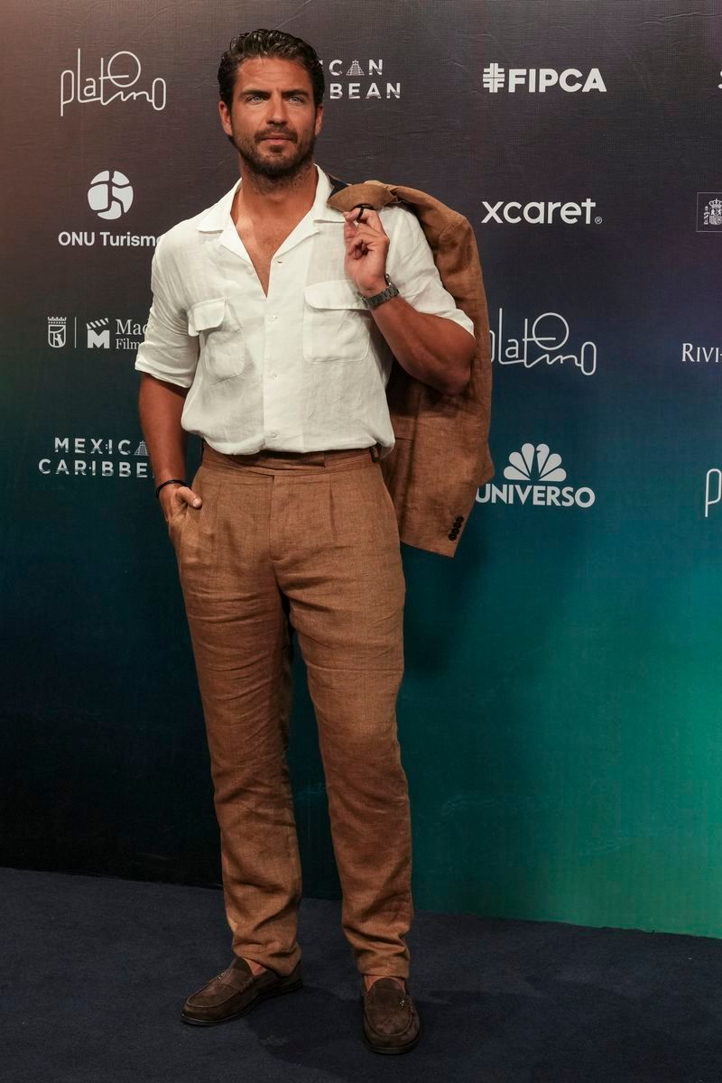 Maxi Iglesias, en la alfombra roja de los Premios Platino 2026