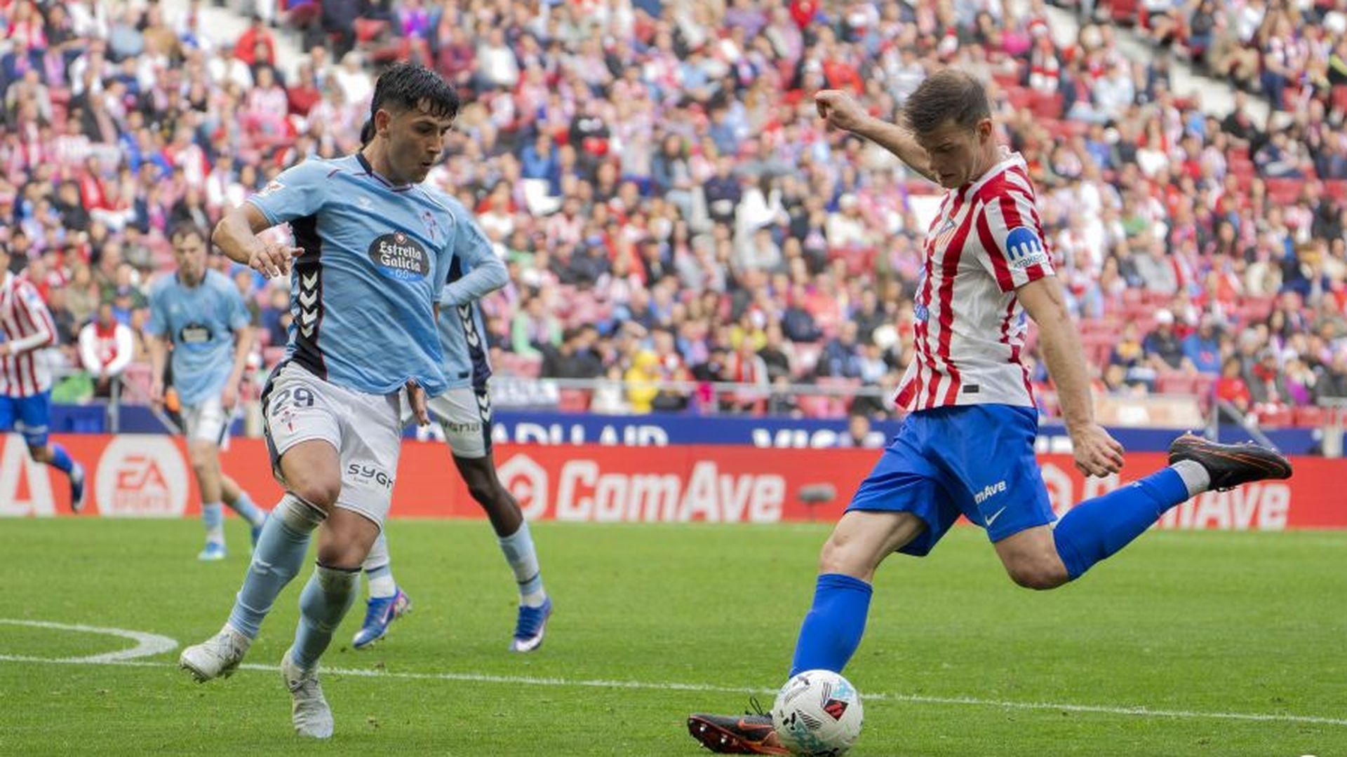 Yoel Lago ante Alexander Sorloth
