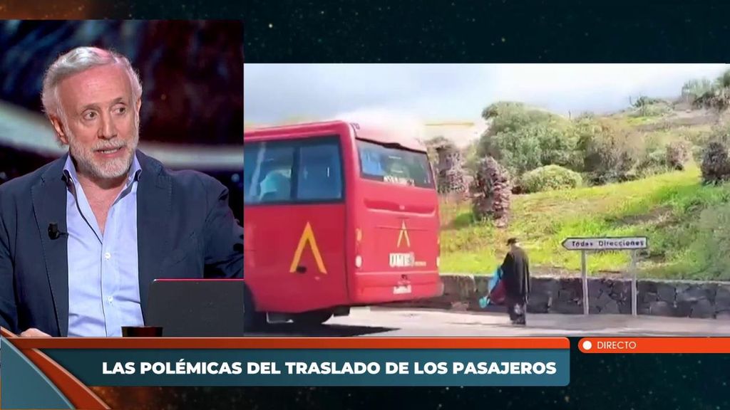 Más datos del psiquiatra que se quitó el EPI al bajar del autobús que llevaba a los pasajeros del Hondius: "Es mano derecha de Mónica García"