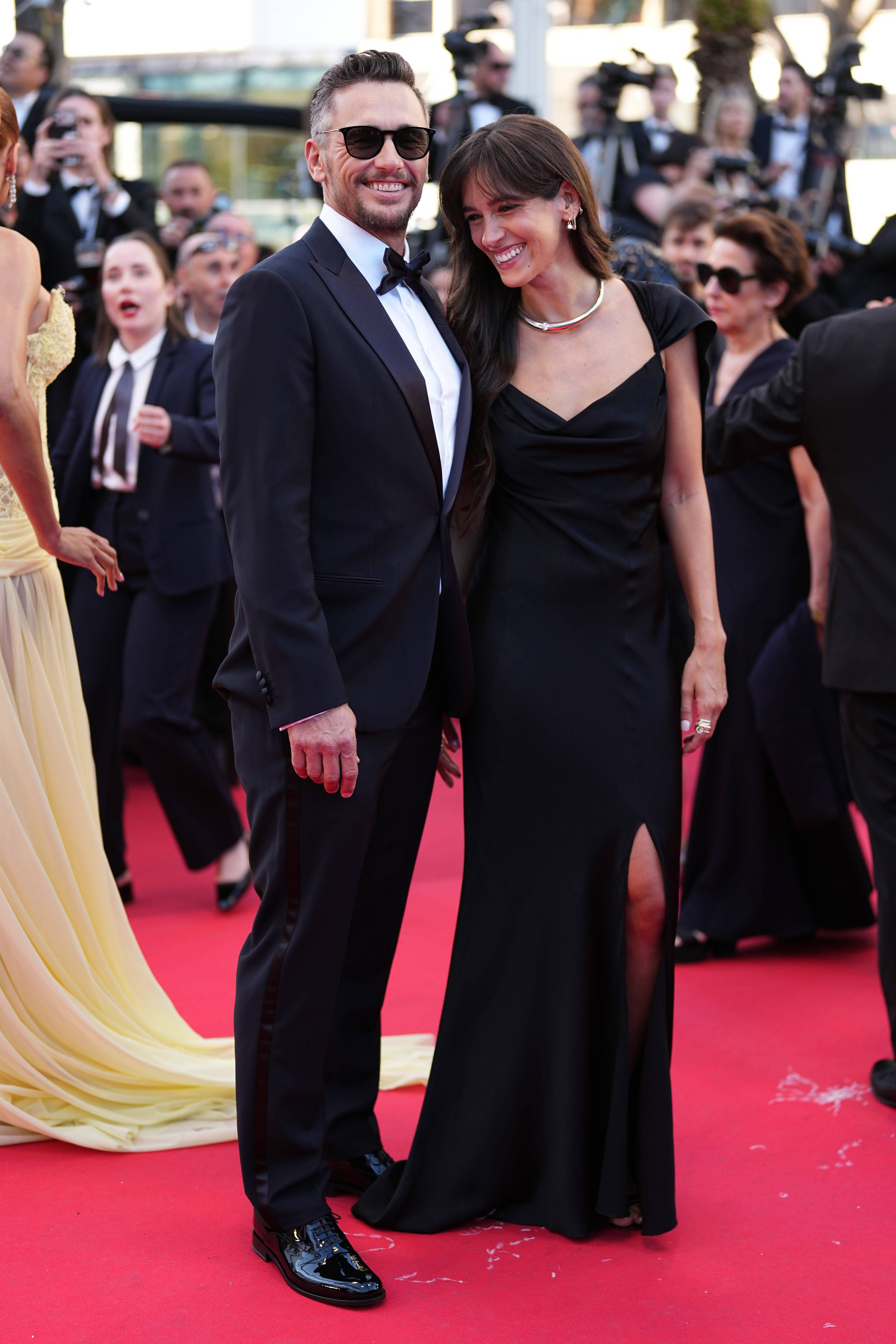James Franco y Izabel Pakzad