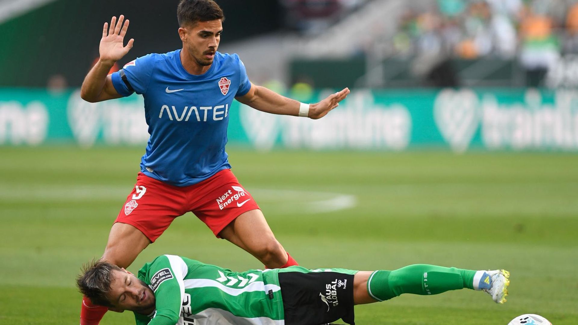 Lo Celso y André da Silva, en el Betis-Elche