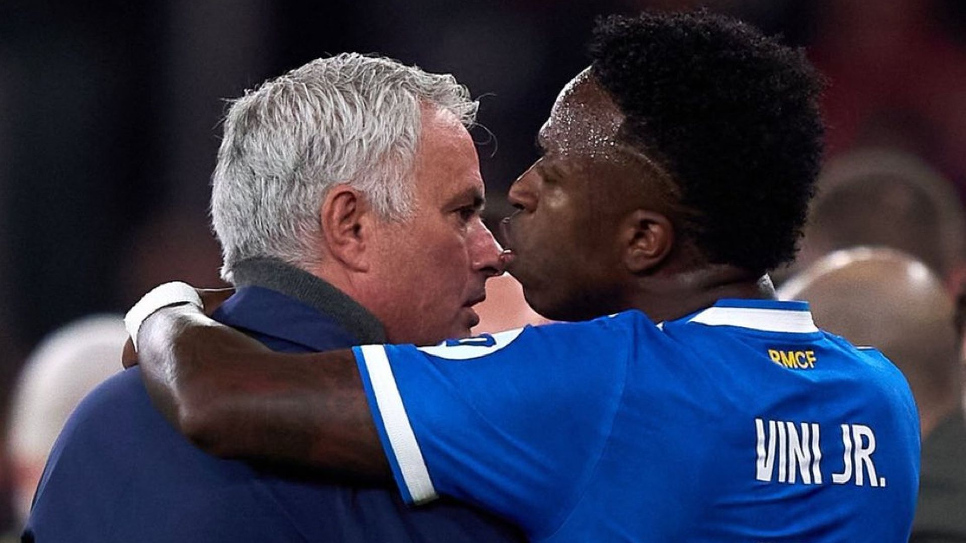 Vinicius junto a José Mourinho
