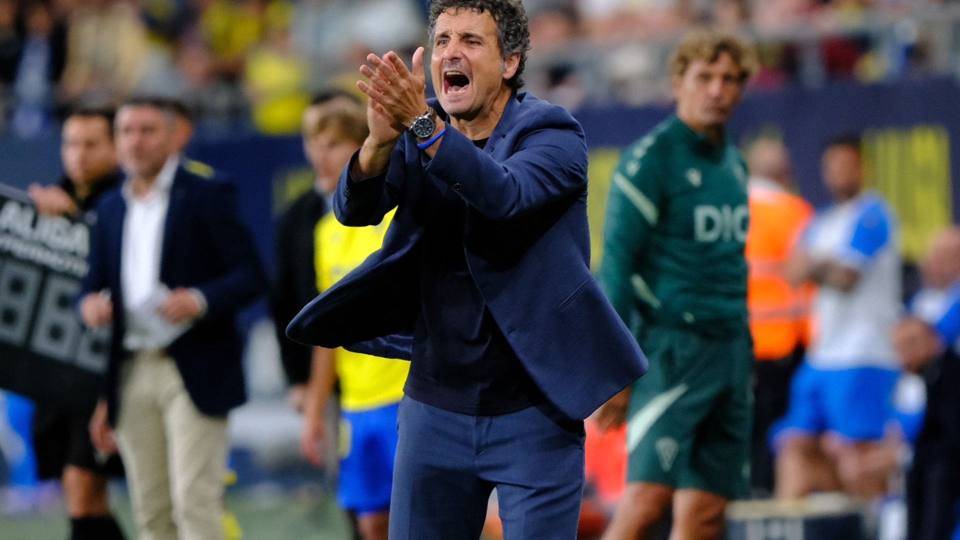 Imanol Idiakez, tercer entrenador del Cádiz CF esta temporada, dirige a un histórico que pelea por la permanencia