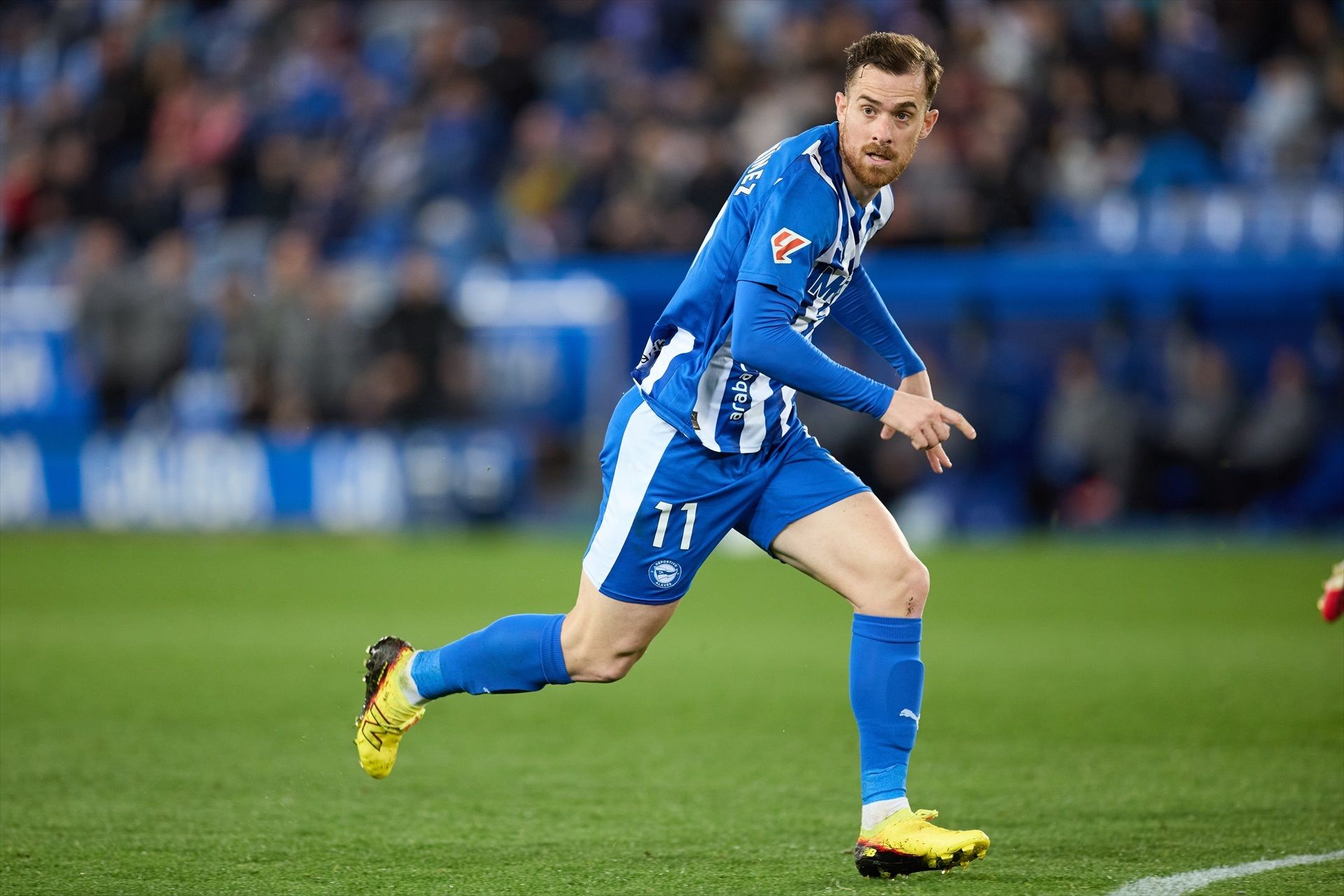Toni Martínez durante un partido del Deportivo Alavés esta temporada