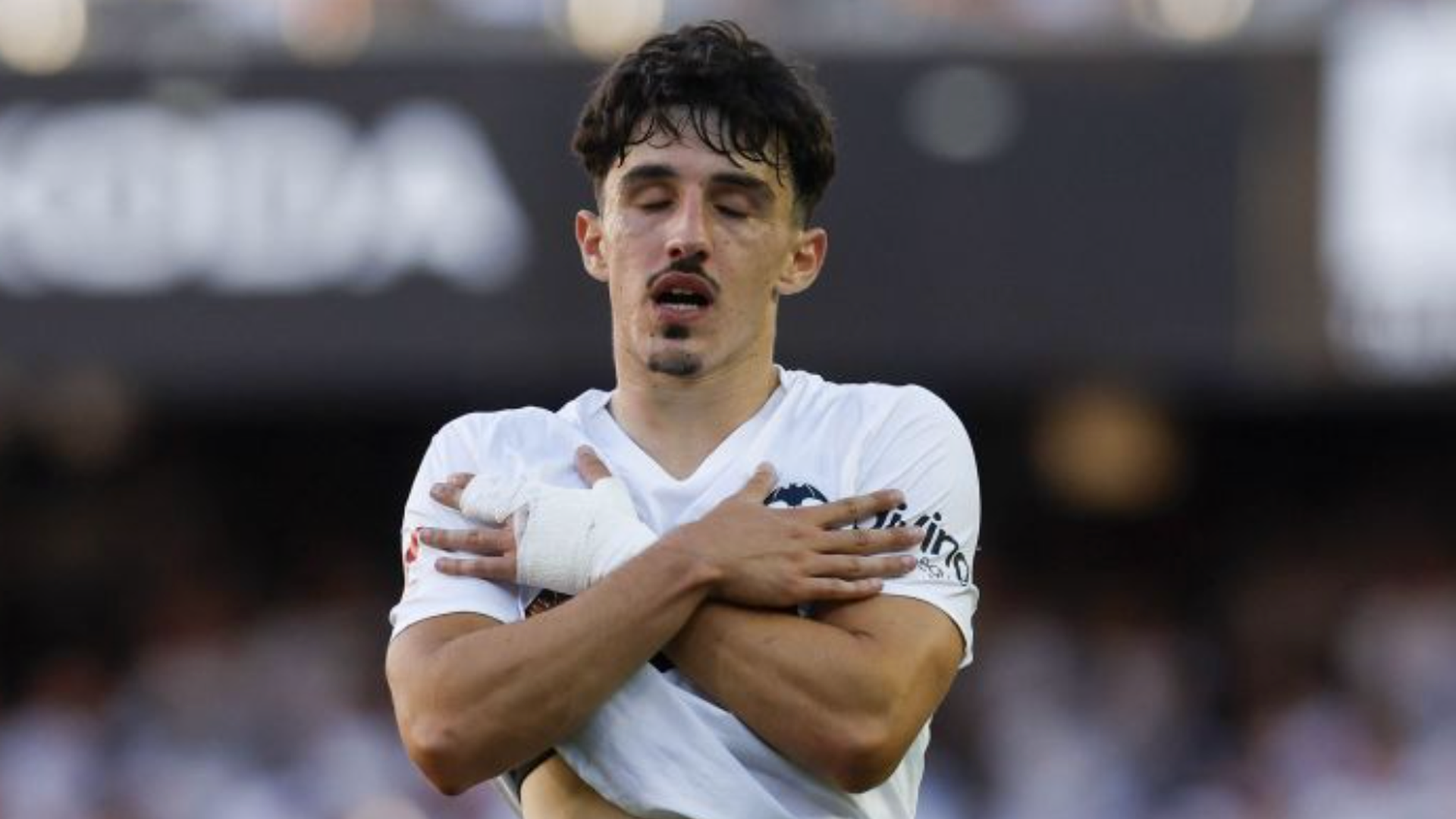 Diego López celebra su gol ante el Rayo Vallecano