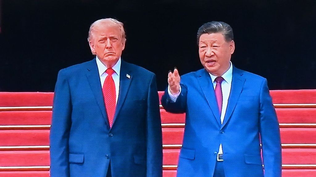 Donald Trump y Xi Jinping se reúnen y acuerdan mejorar la relación entre ambos países