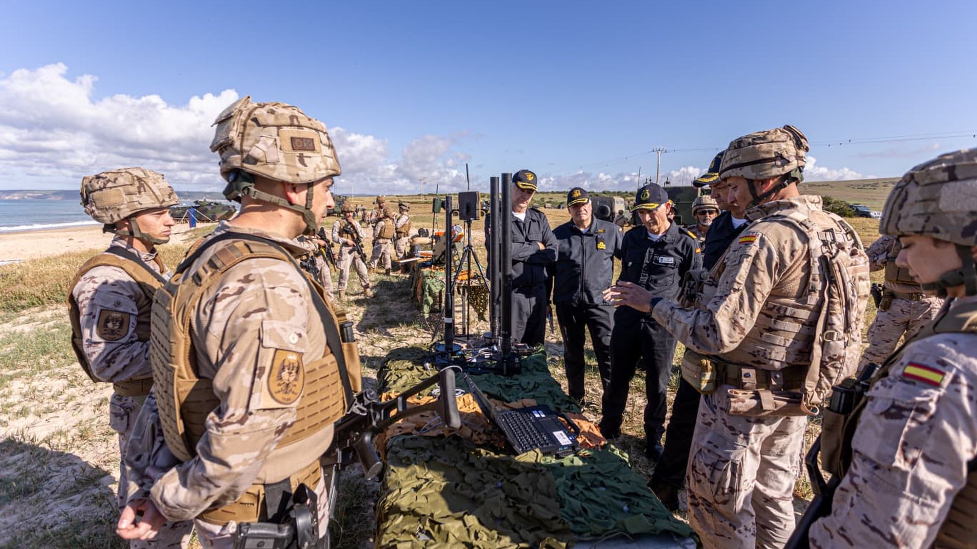 El almirante José Enrique Delgado explica la importancia del Flotex-26 de la Armada para responder ante “cualquier contingencia en cualquier momento”