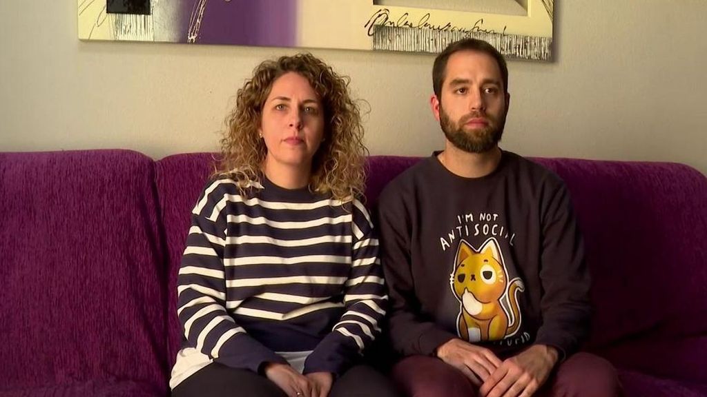 El hijo de Julián, muerto por sobredosis de quimioterapia en el Hospital de Burgos, entre lágrimas: "Es duro, no podremos disfrutar de él"