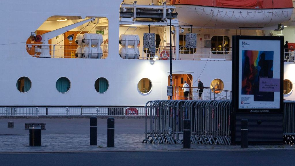 La prefectura de Gironda confirma el brote de norovirus a bordo del crucero en Burdeos: los asintomáticos ya pueden bajar del barco