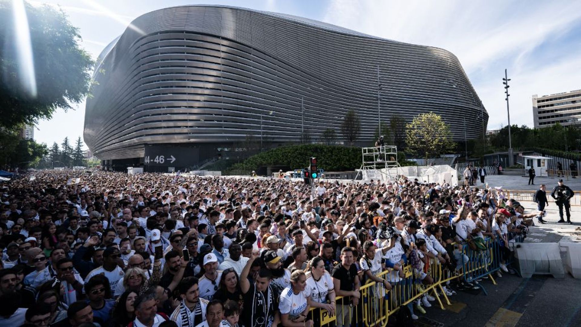 Suspendidos los próximos conciertos en el Santiago Bernabéu: los vecinos ganan la partida al Real Madrid Suspendidos los próximos conciertos en el Santiago Bernabéu: los vecinos ganan la partida al Real Madrid
