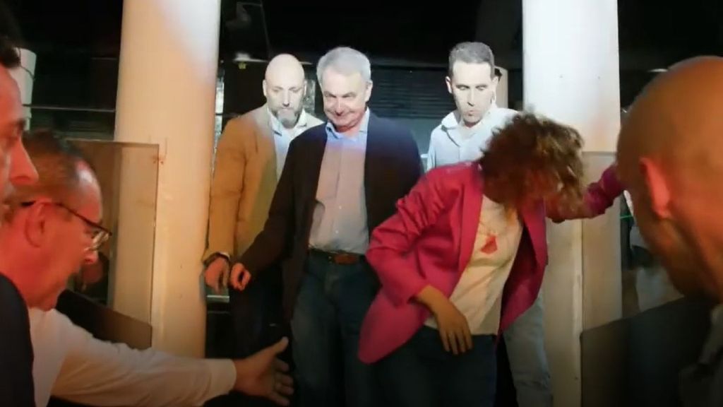 Zapatero y desembarco de ministros en Andalucía para evitar la debacle de Montero con un Moreno que sueña con la absoluta