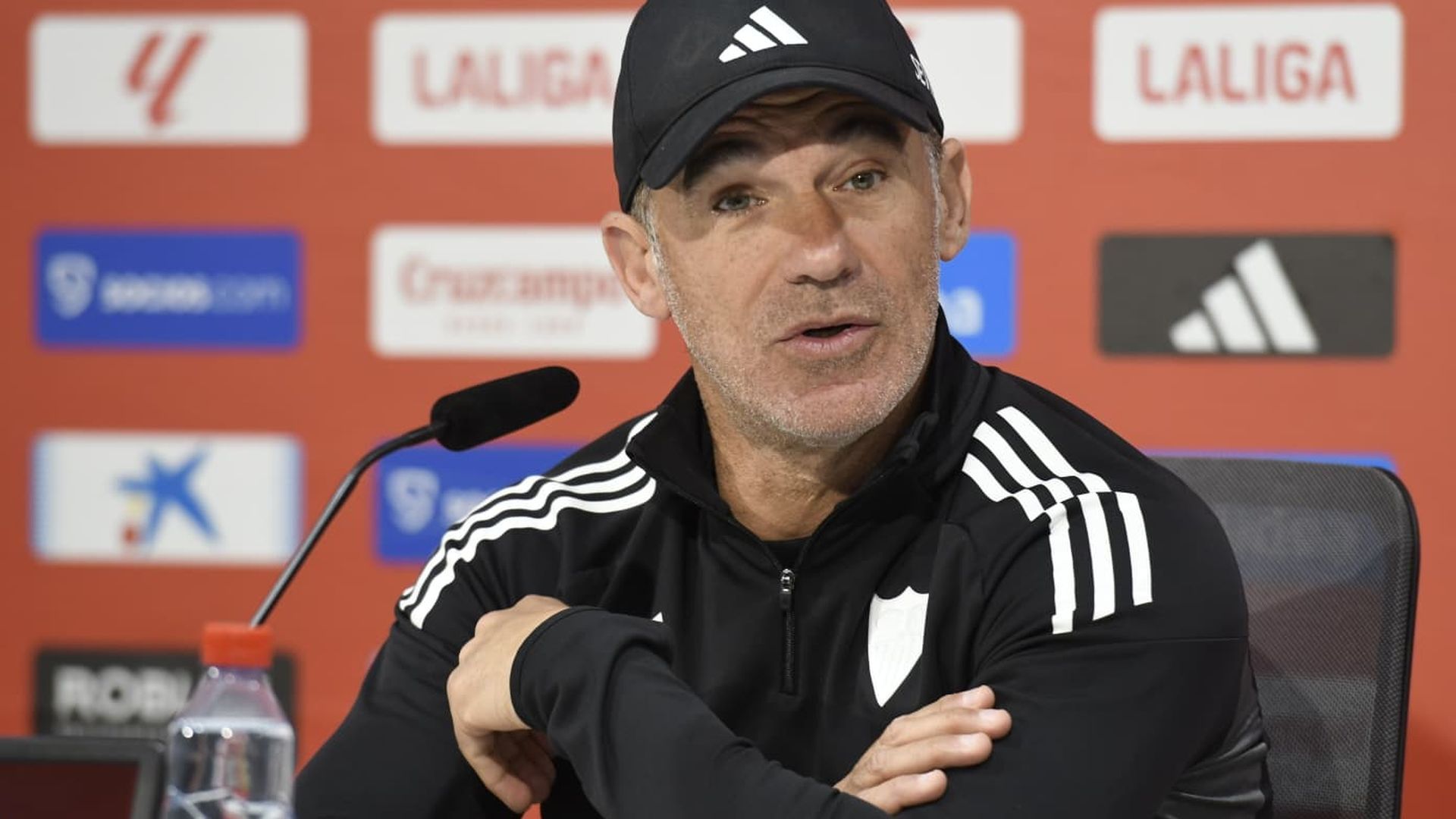Luis García Plaza, en sala de prensa