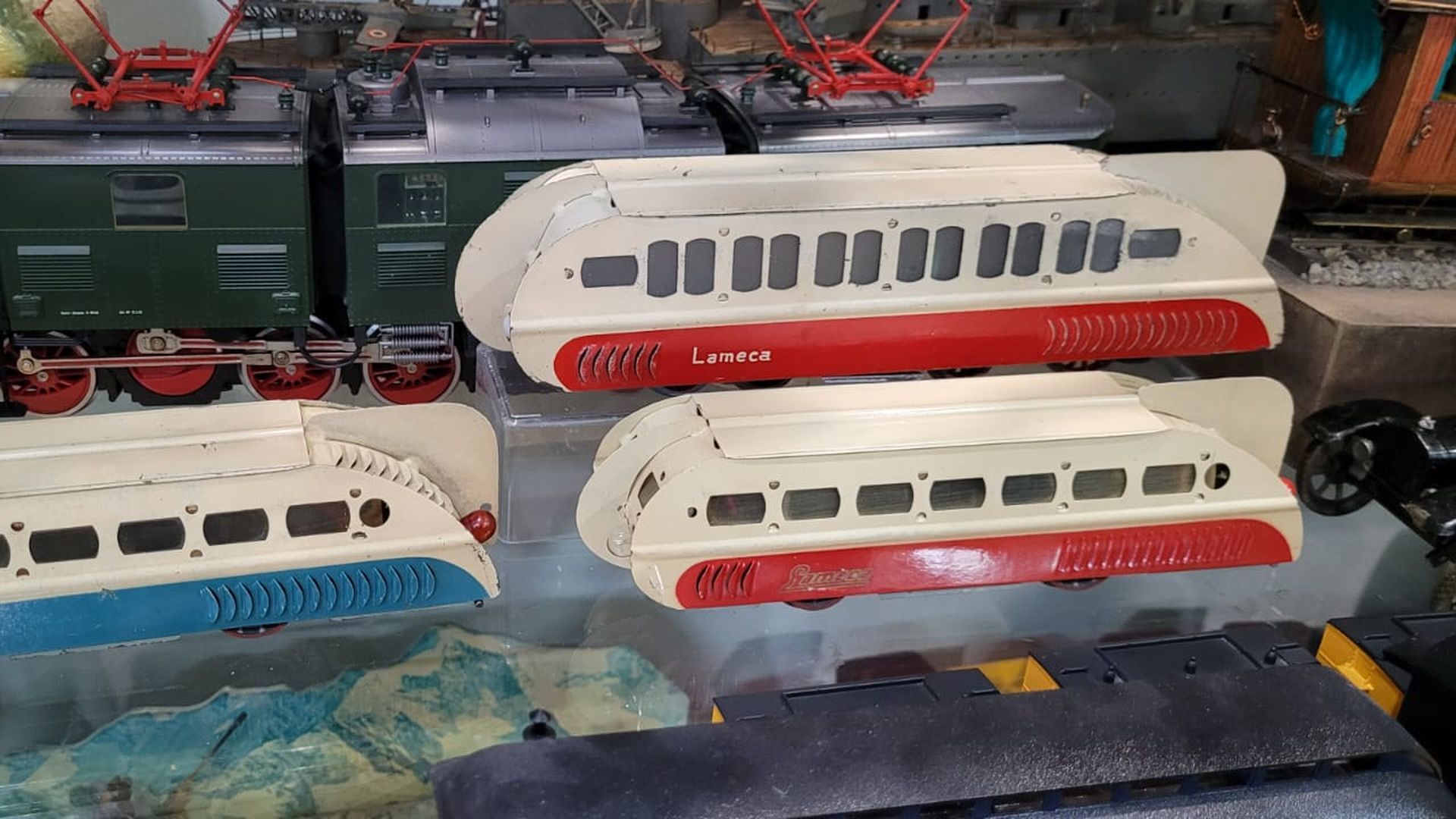 Trenes de la marca Lameca