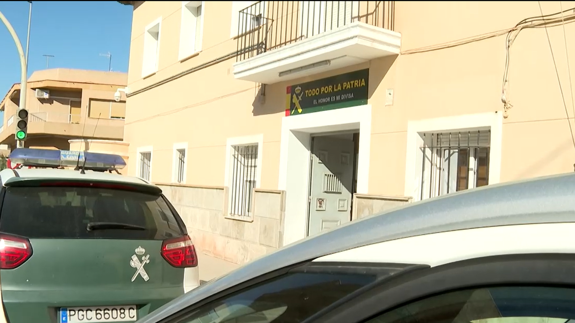 Hallan los cuerpos sin vida de un Guardia Civil, su mujer y su hijo en Dolores, Alicante