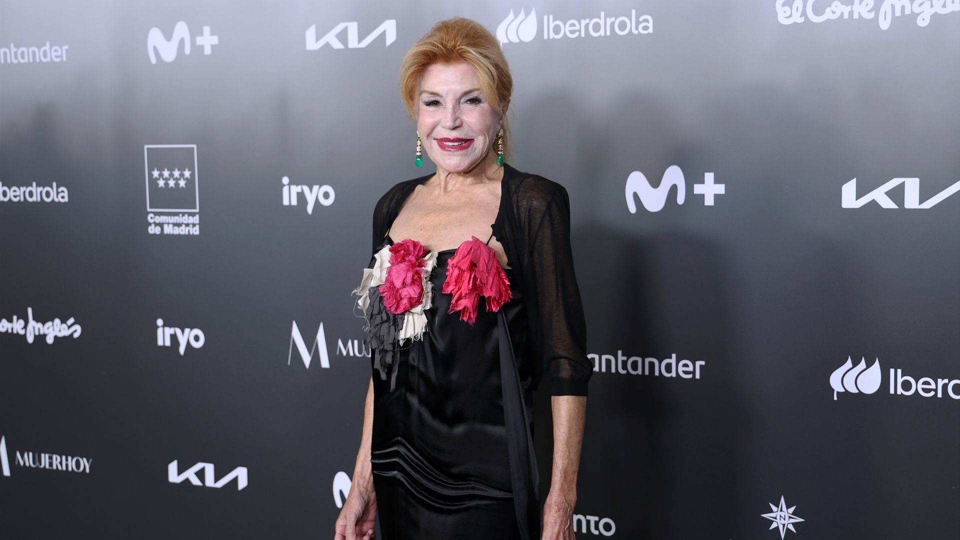 La Baronesa Thyssen durante la entrega de los Premios Mujerhoy 2025