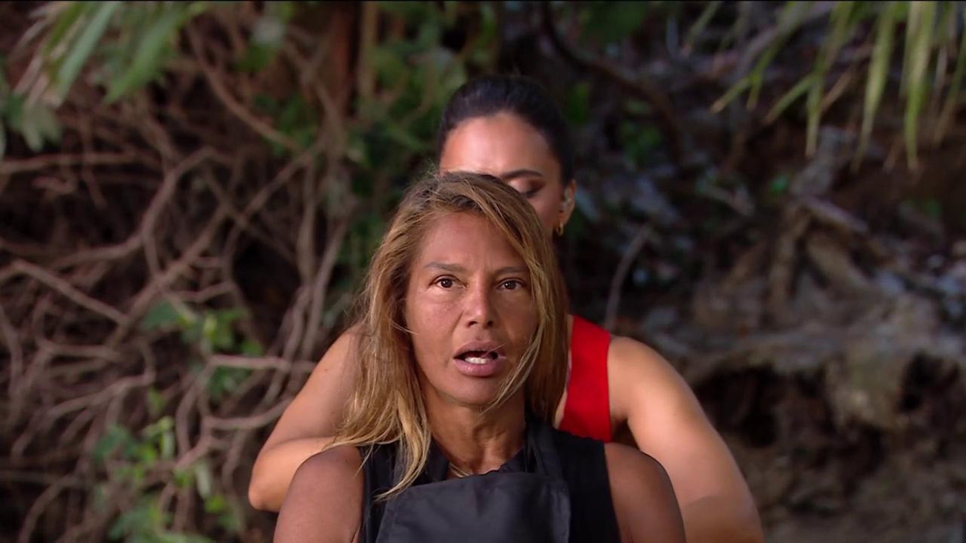 Ivonne Reyes, muy nerviosa al cortarse el pelo: su cambio de 'look' en 'la mesa de las tentaciones'