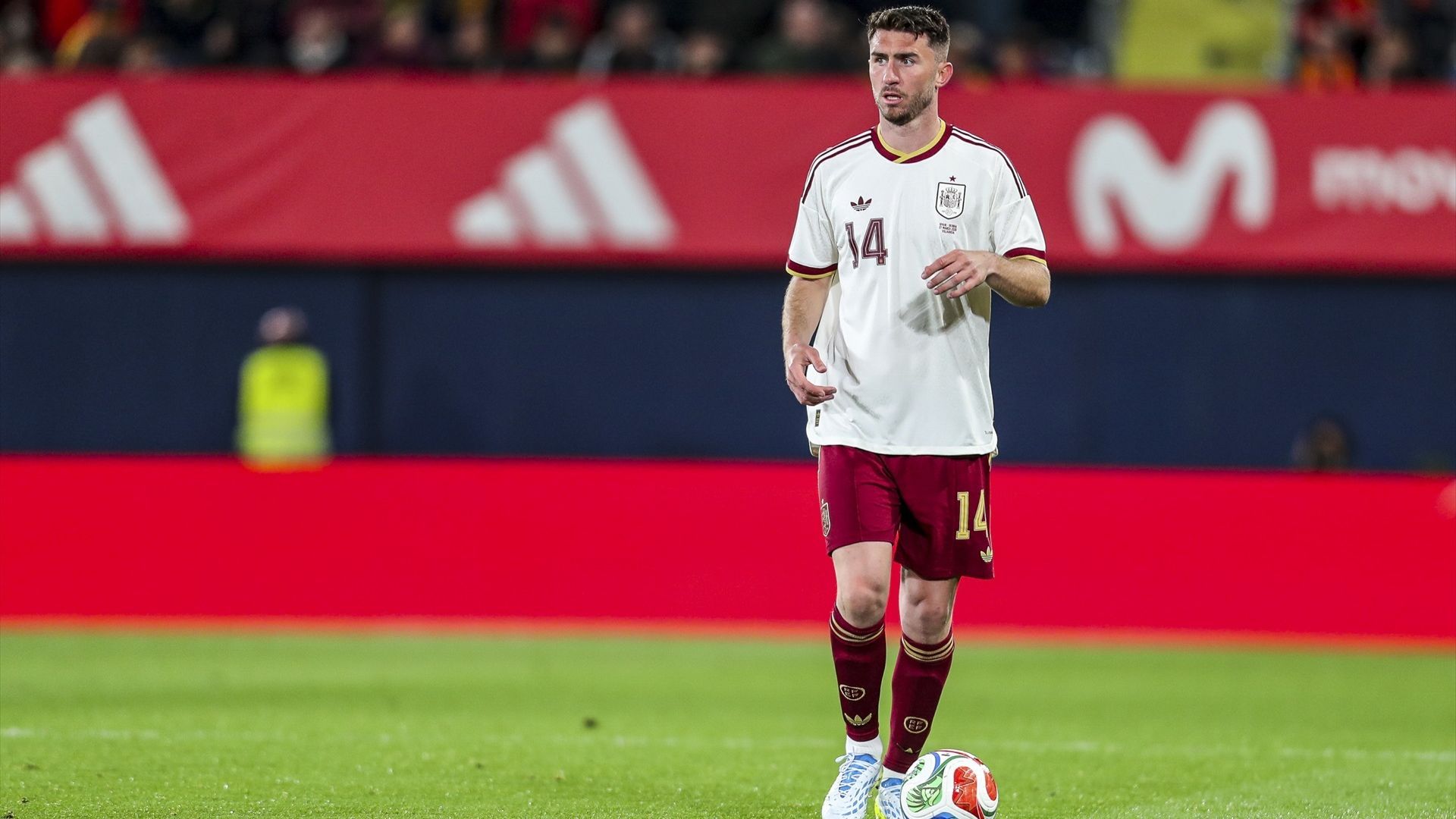 El central Aymeric Laporte en un partido con la Selección Española