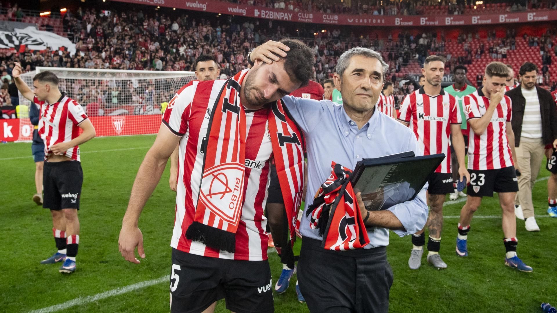 Ernesto Valverde y Lekue se despiden de San Mamés