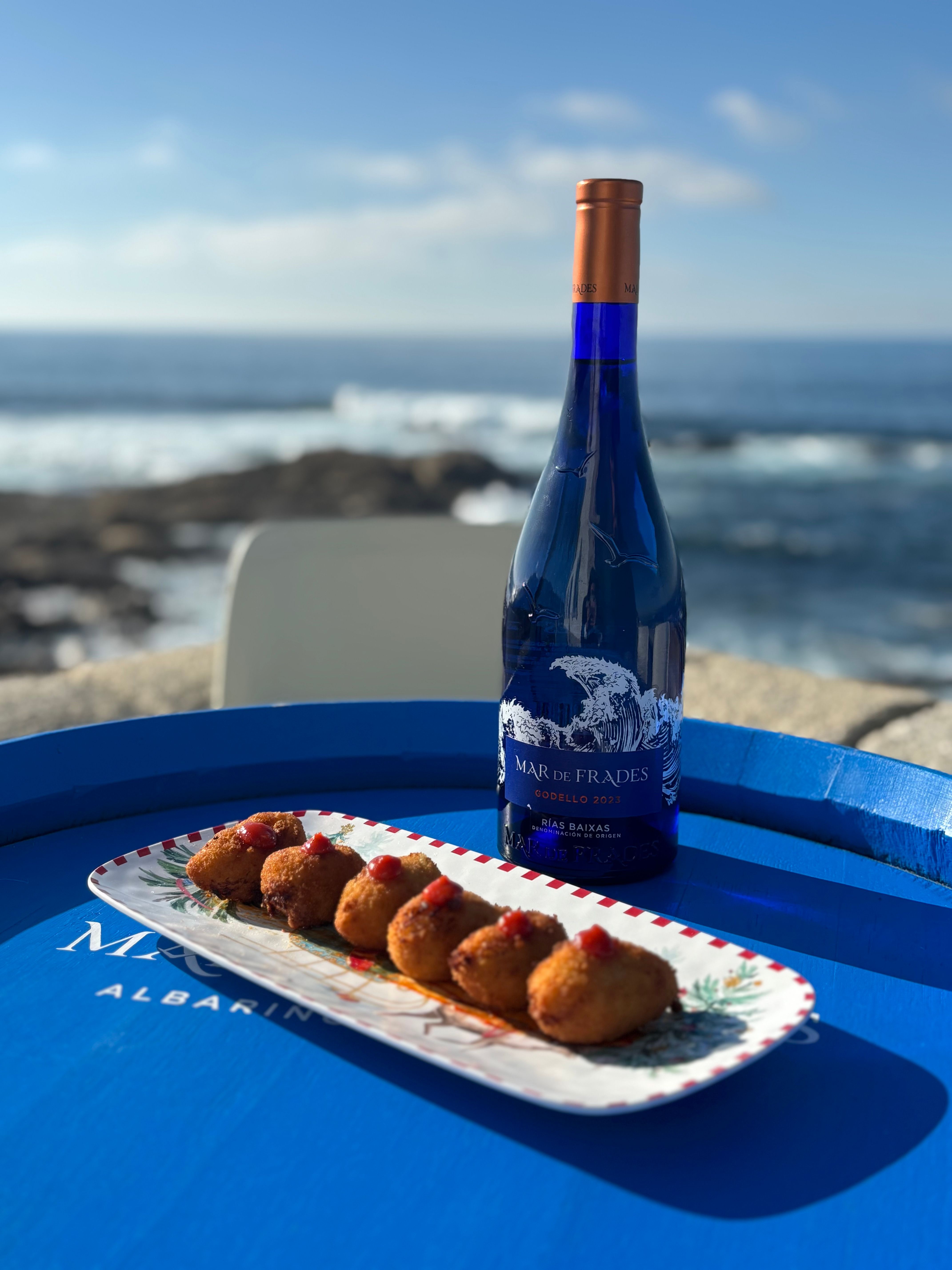 Mar de Frades y unas croquetas con vistas al mar, un plan difícil de superar