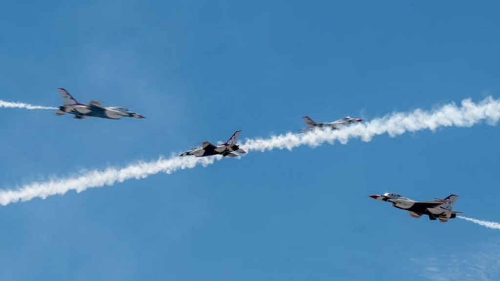 La impactante colisión de dos aviones estadounidenses durante un espectáculo aéreo en Idaho