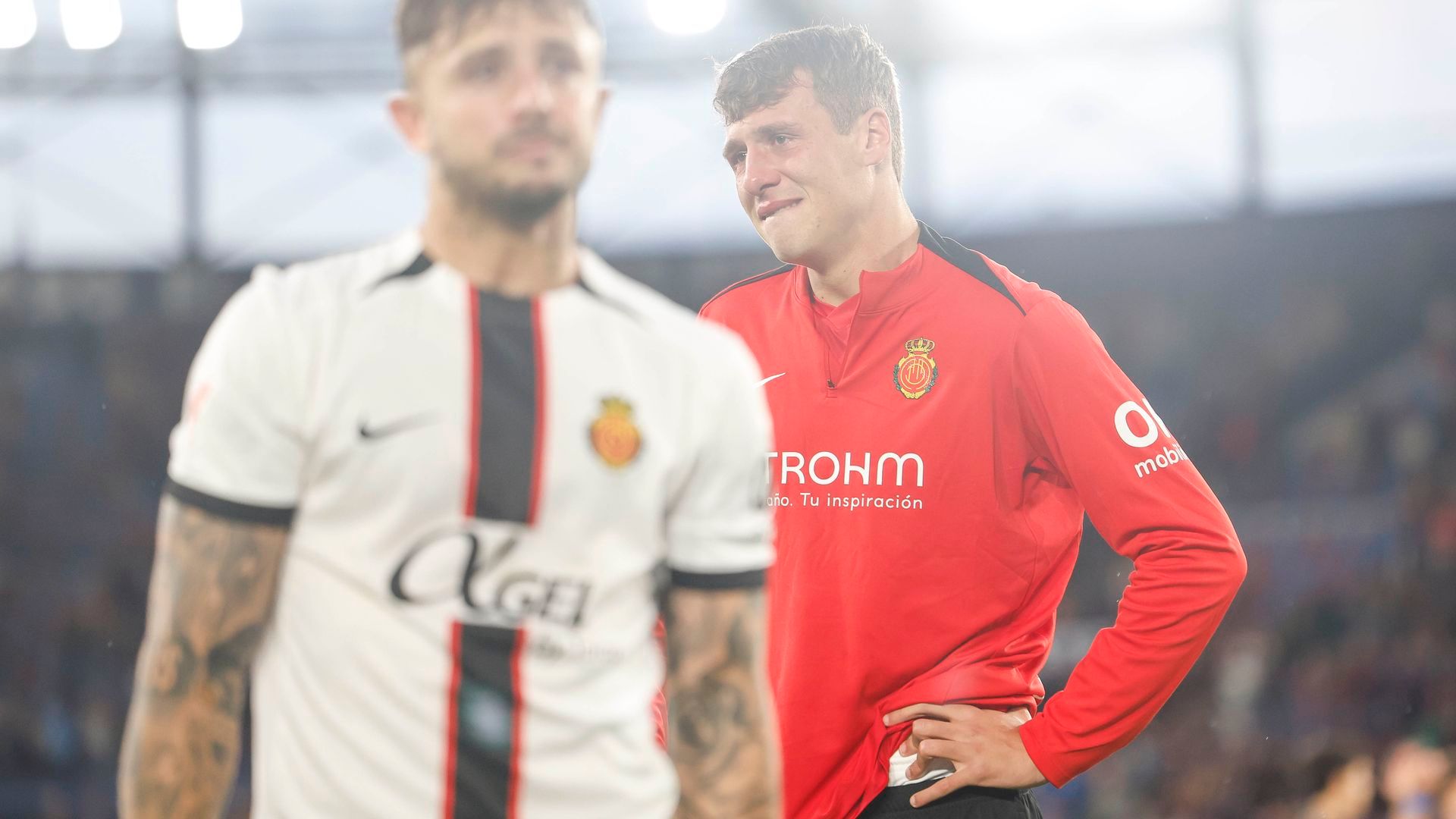 Lágrimas de los jugadores del Mallorca tras perder frente al Levante.