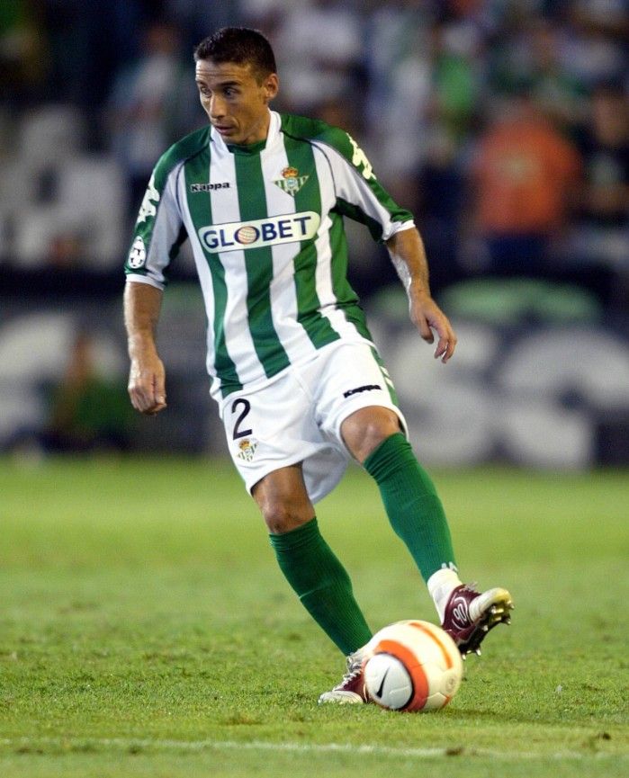 Luis Fernández jugando la previa de la Champions League con el Real Betis en la temporada 2005/2006
