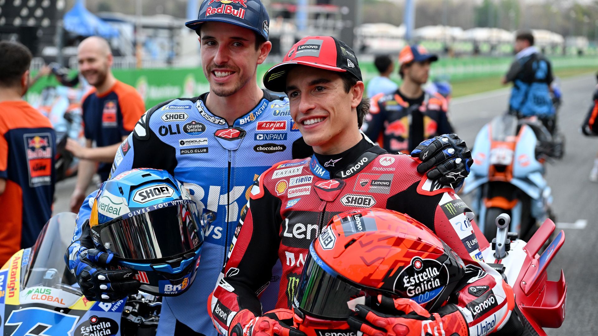 Marc Márquez y su mensaje tras el terrorífico accidente de su hermano Álex en el GP de Cataluña de MotoGP: “Hoy solo doy gracias” Marc Márquez y su mensaje tras el terrorífico accidente de su hermano Álex en el GP de Cataluña de MotoGP: “Hoy solo doy gracias”