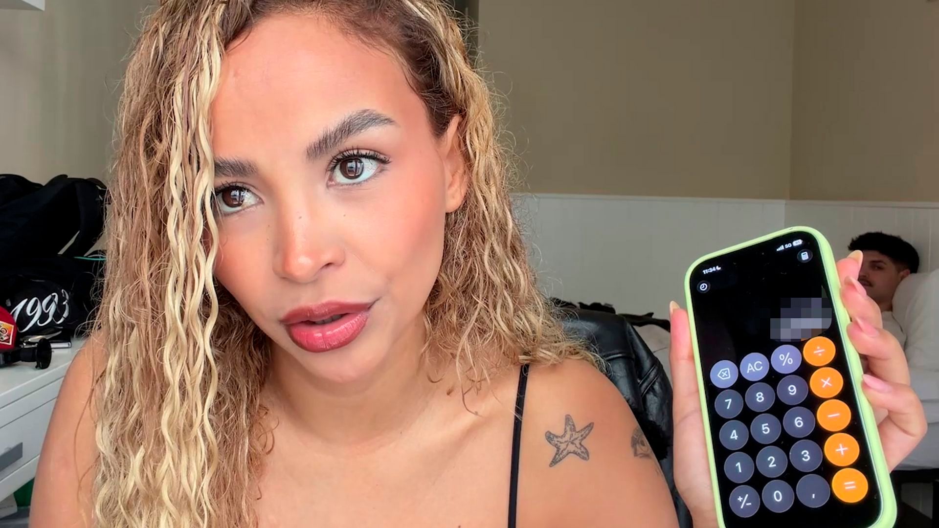 Mayeli Díaz hace cuentas y desvela el dineral que se gasta al mes Mi familia imperfecta Temporada 1 Top Vídeos 49