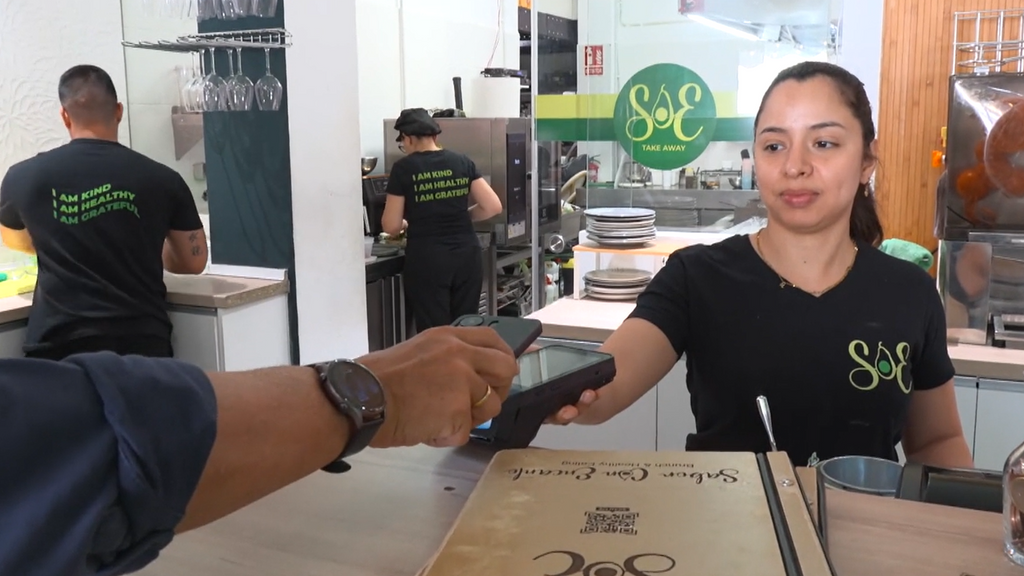 ¿Se puede pagar ya con Bizum en los comercios de España? Las principales incógnitas el día que arranca el servicio