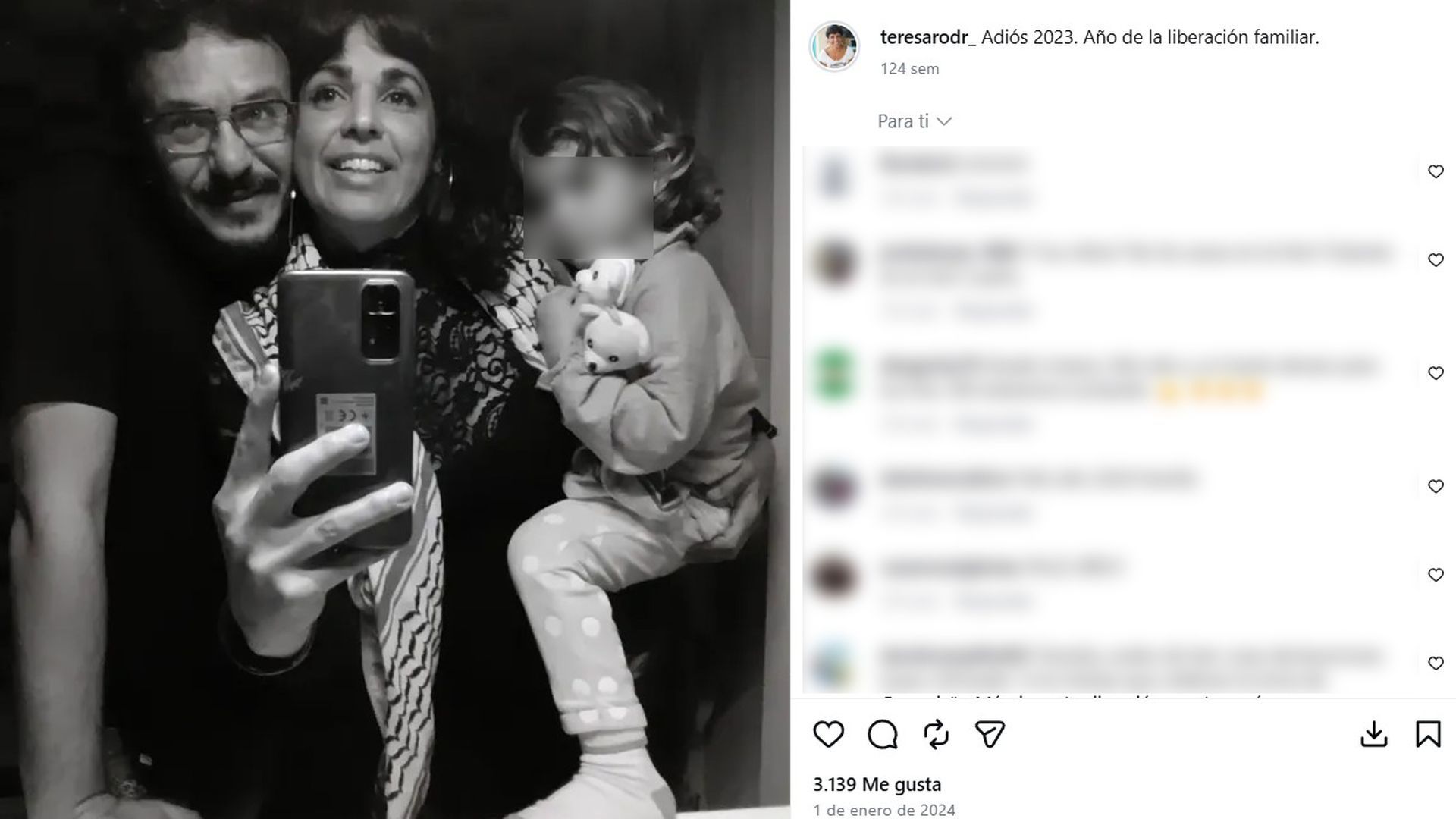 Teresa Rodríguez con su pareja, José María González Santos, y una de sus hijas