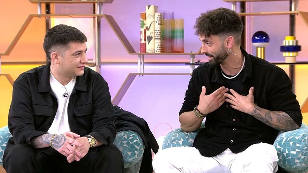El ultimátum de Antonio a su compañero de piso: “O cambias o la ropa va por el balcón”