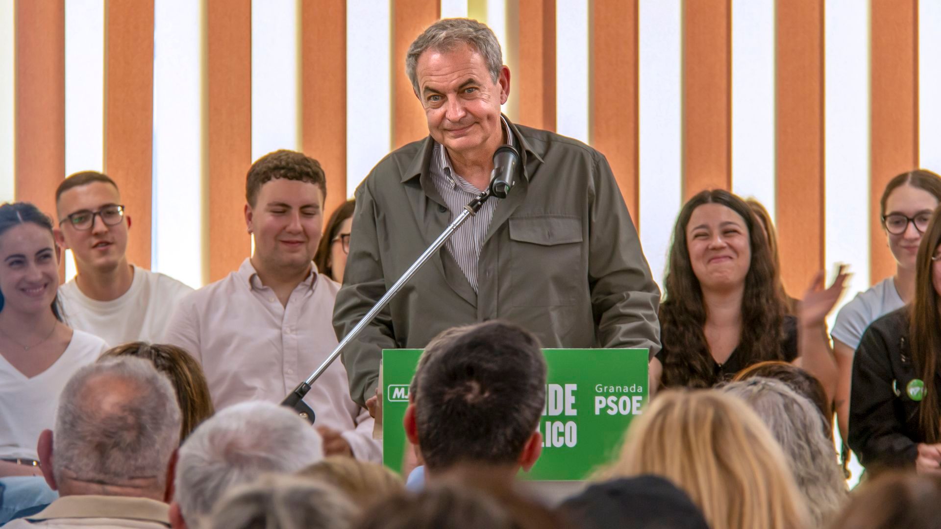 El juez ve a Zapatero "líder" de una estructura de tráfico de influencias para Plus Ultra El juez ve a Zapatero "líder" de una estructura de tráfico de influencias para Plus Ultra