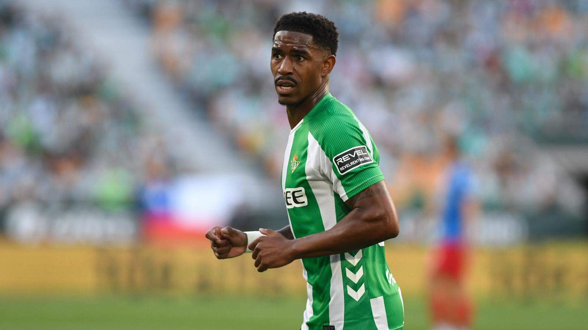 Junior Firpo, en el Betis-Elche Junior Firpo, en el Betis-Elche