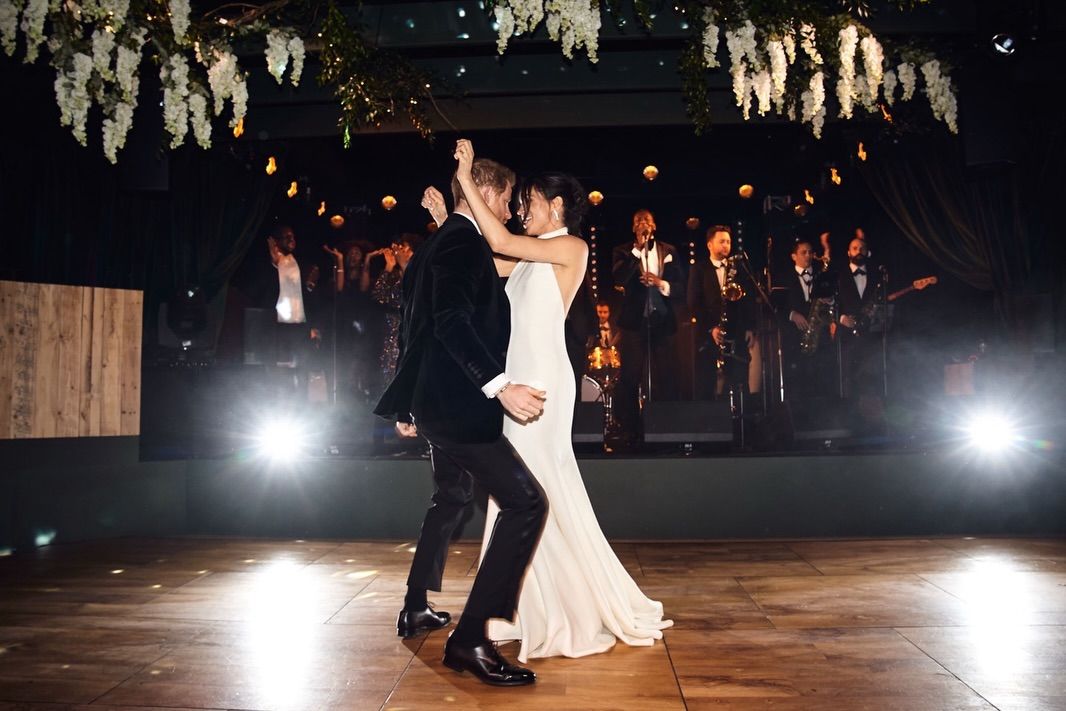 El príncipe Harry y Meghan Markle, en el baile nupcial