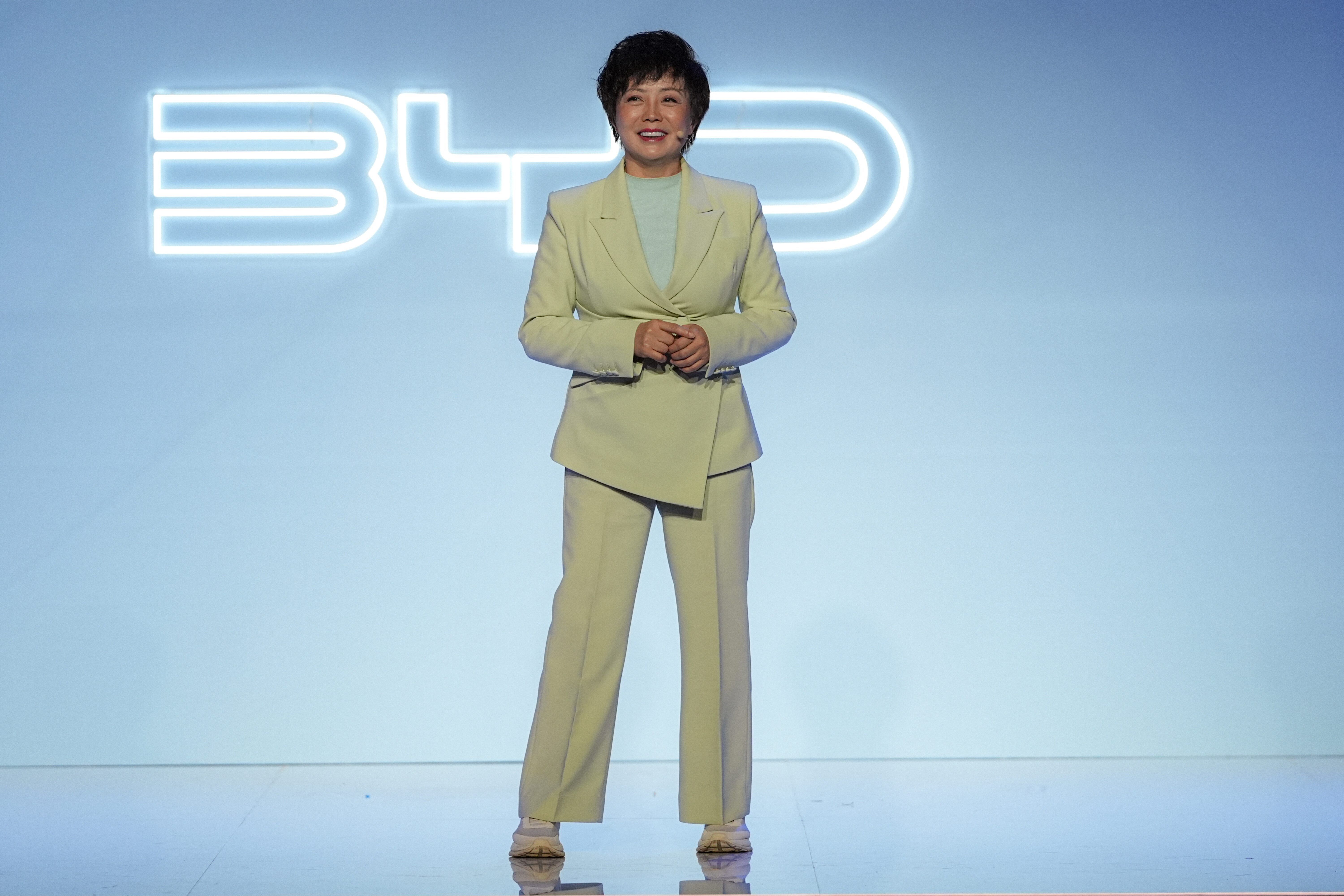 Stella Li, vicepresidenta de BYD