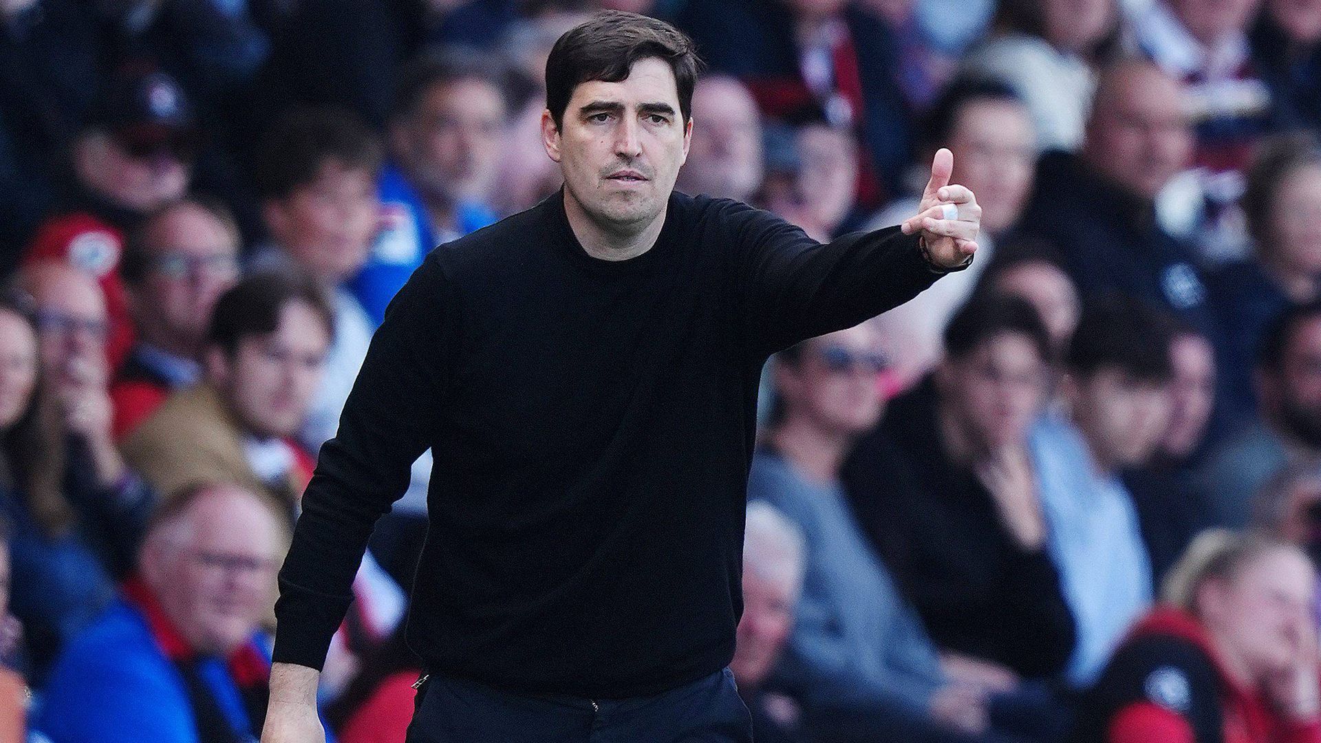 Andoni Iraola contra el Crystal Palace