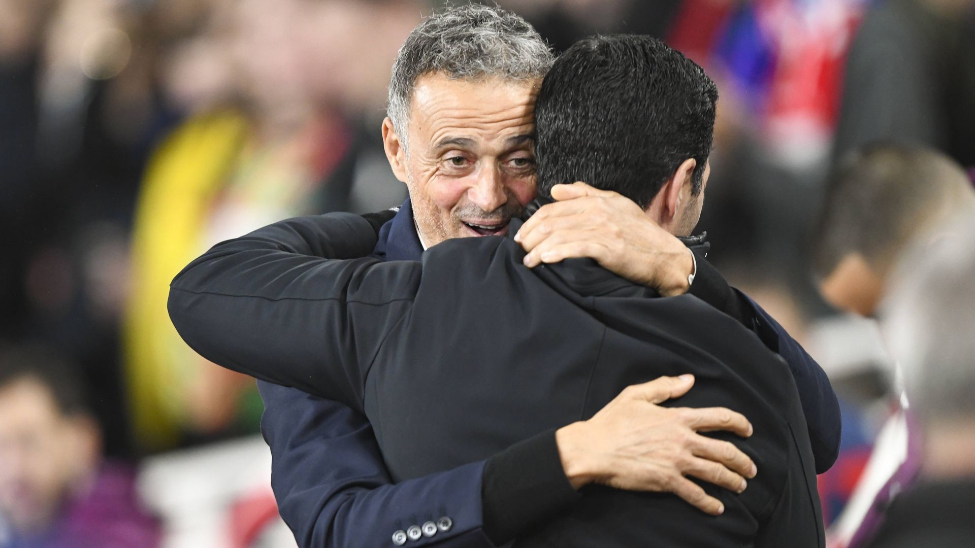 Luis Enrique y Arteta abrazados Luis Enrique y Arteta abrazados