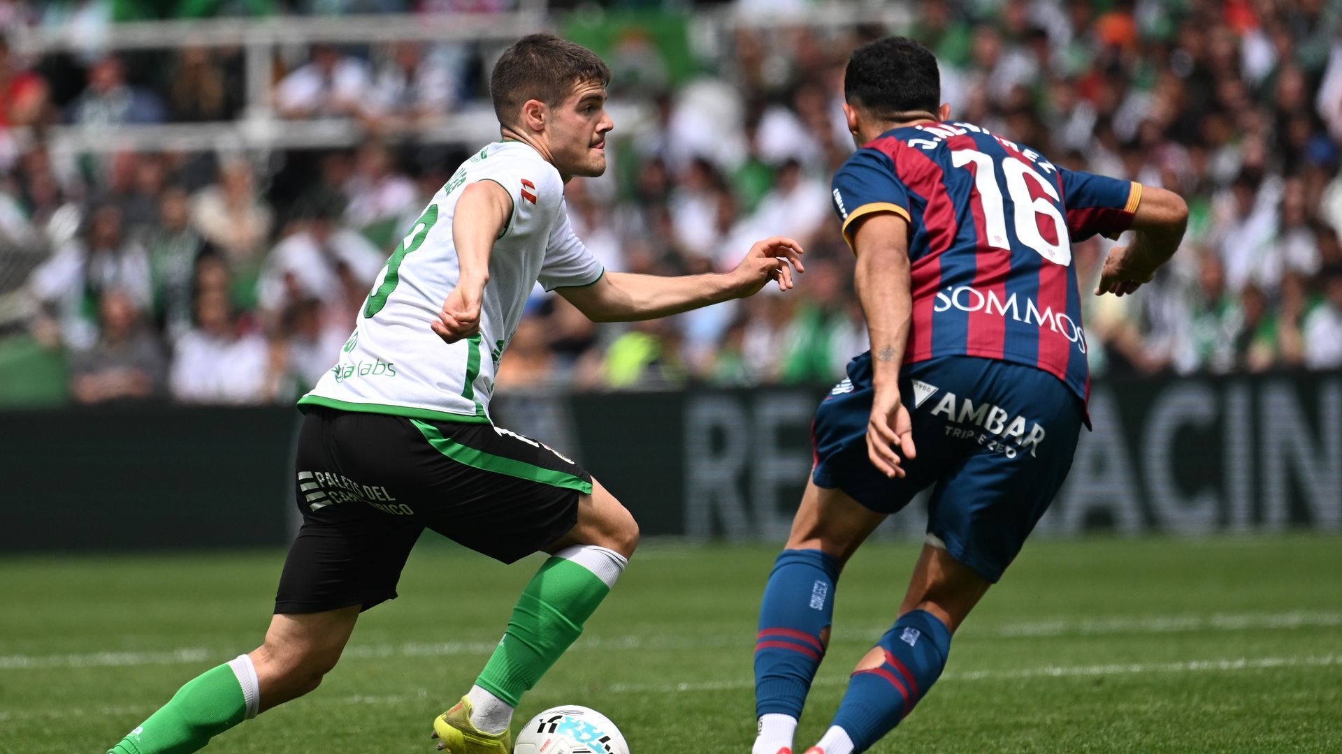 Peio Canales en un partido