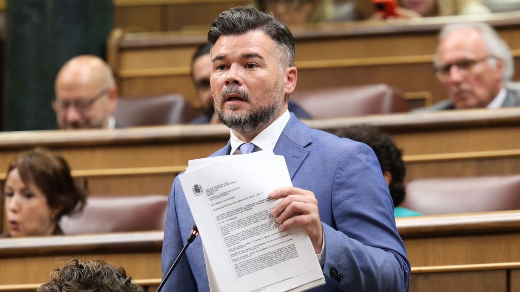 Rufián pide a Sánchez que reaccione al caso Zapatero: "Si es verdad es una mierda, si es mentira es una mierda mayor"