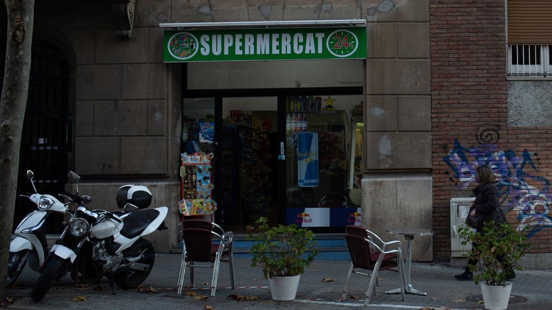 Un supermercado 24 horas en Barcelona Un supermercado 24 horas en Barcelona