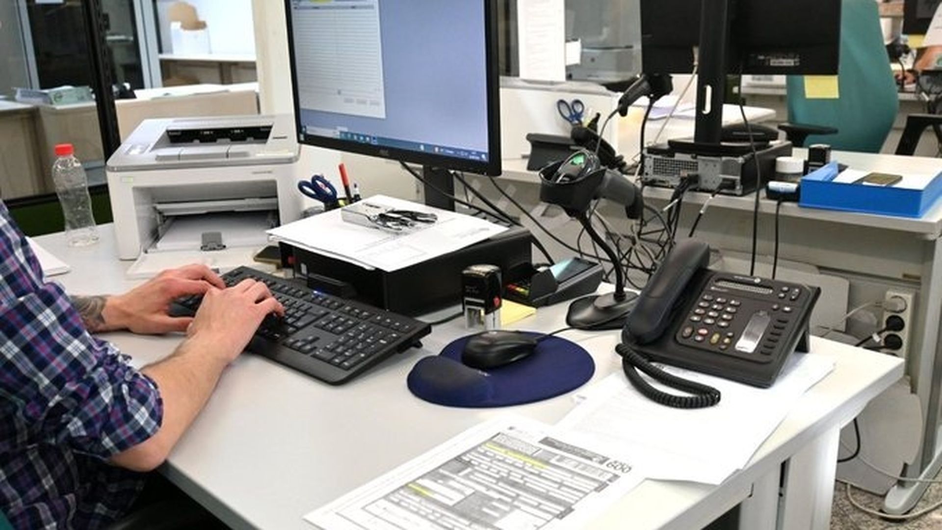 Una empresa vasca tendrá que readmitir y pagar 57.000 euros a un trabajador despedido tras expresar su “malestar con la gestión de las vacaciones” Una empresa vasca tendrá que readmitir y pagar 57.000 euros a un trabajador despedido tras expresar su “malestar con la gestión de las vacaciones”