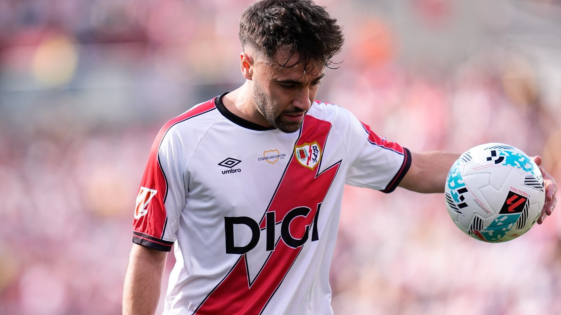 Unai López, en un partido del Rayo Vallecano