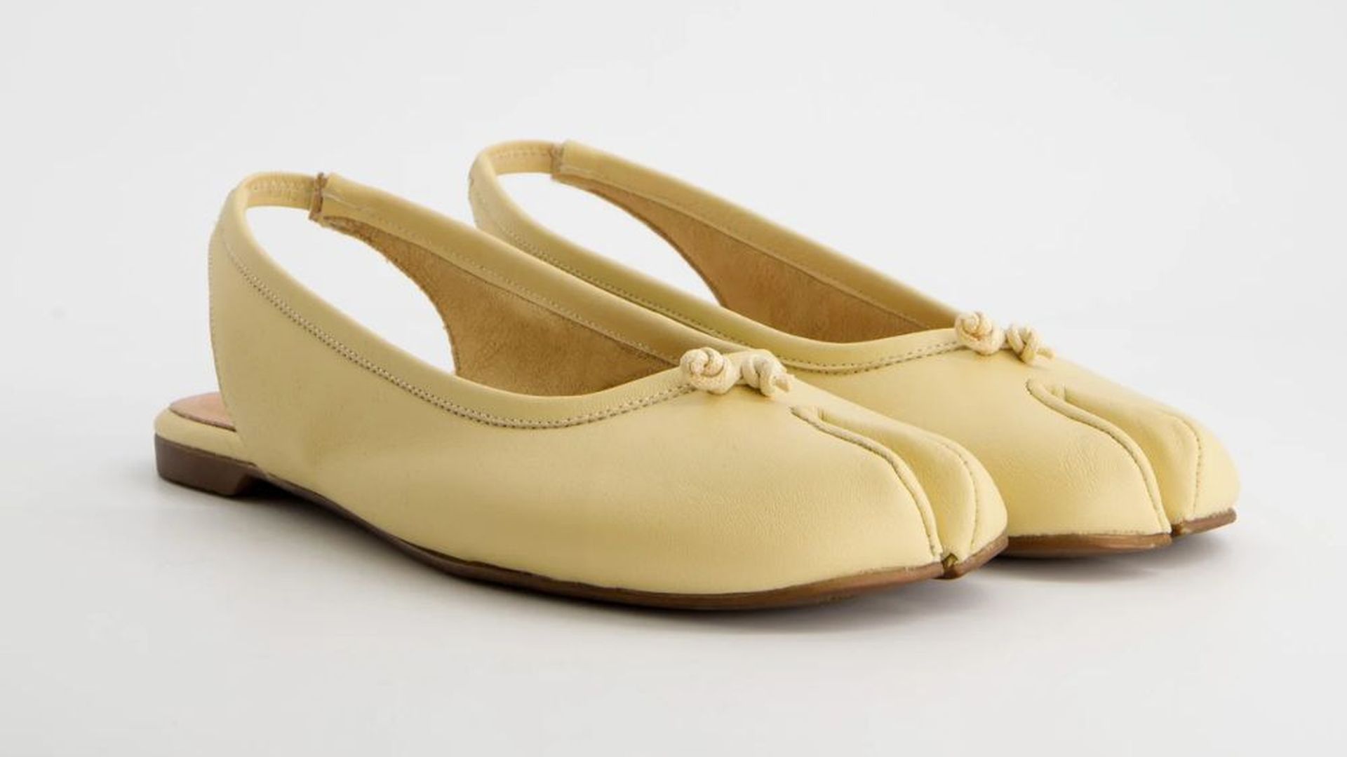 Zapatos Kale Tabi Flats