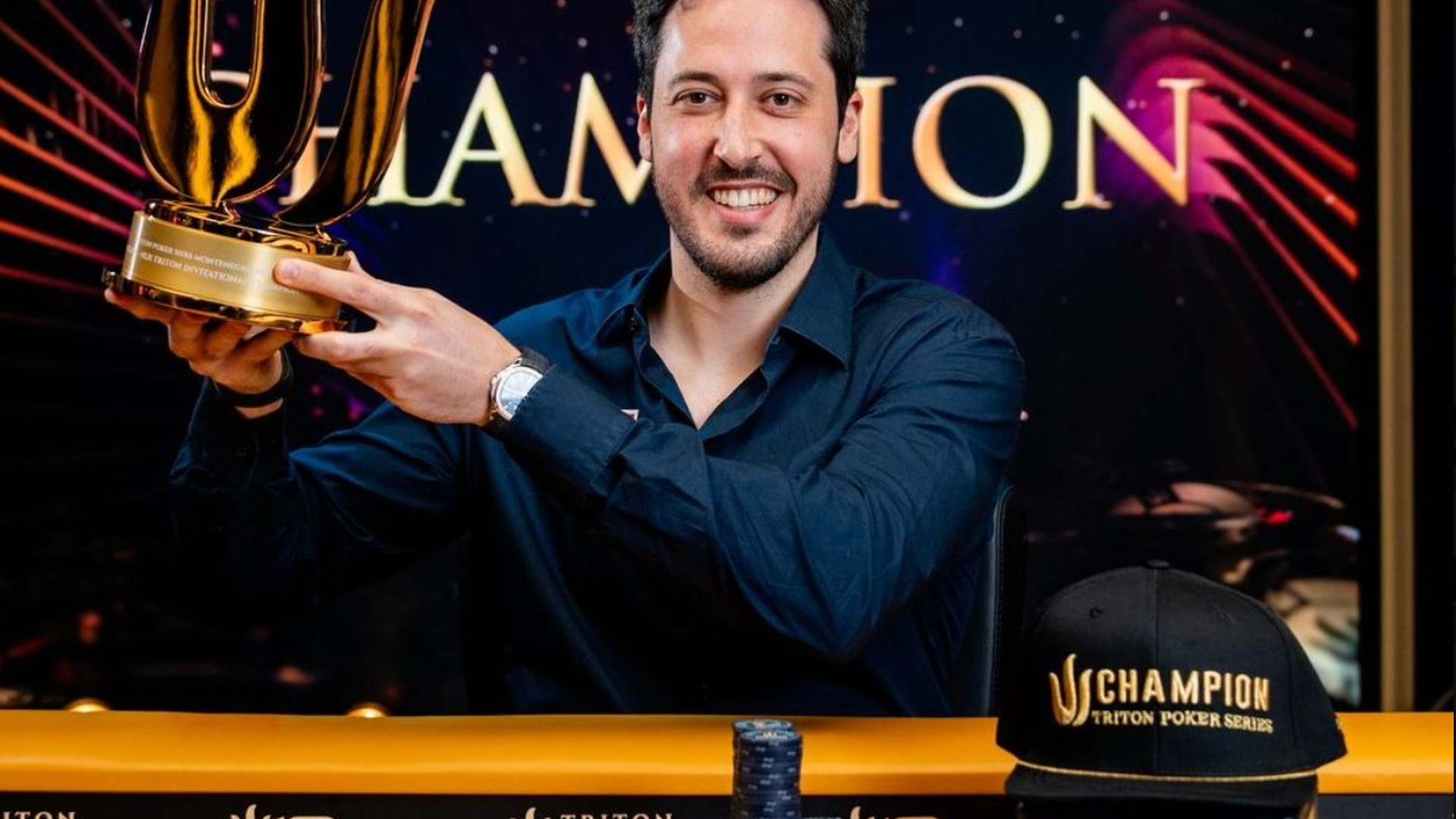 Adrián Mateos, campeón de las Triton en Montenegro