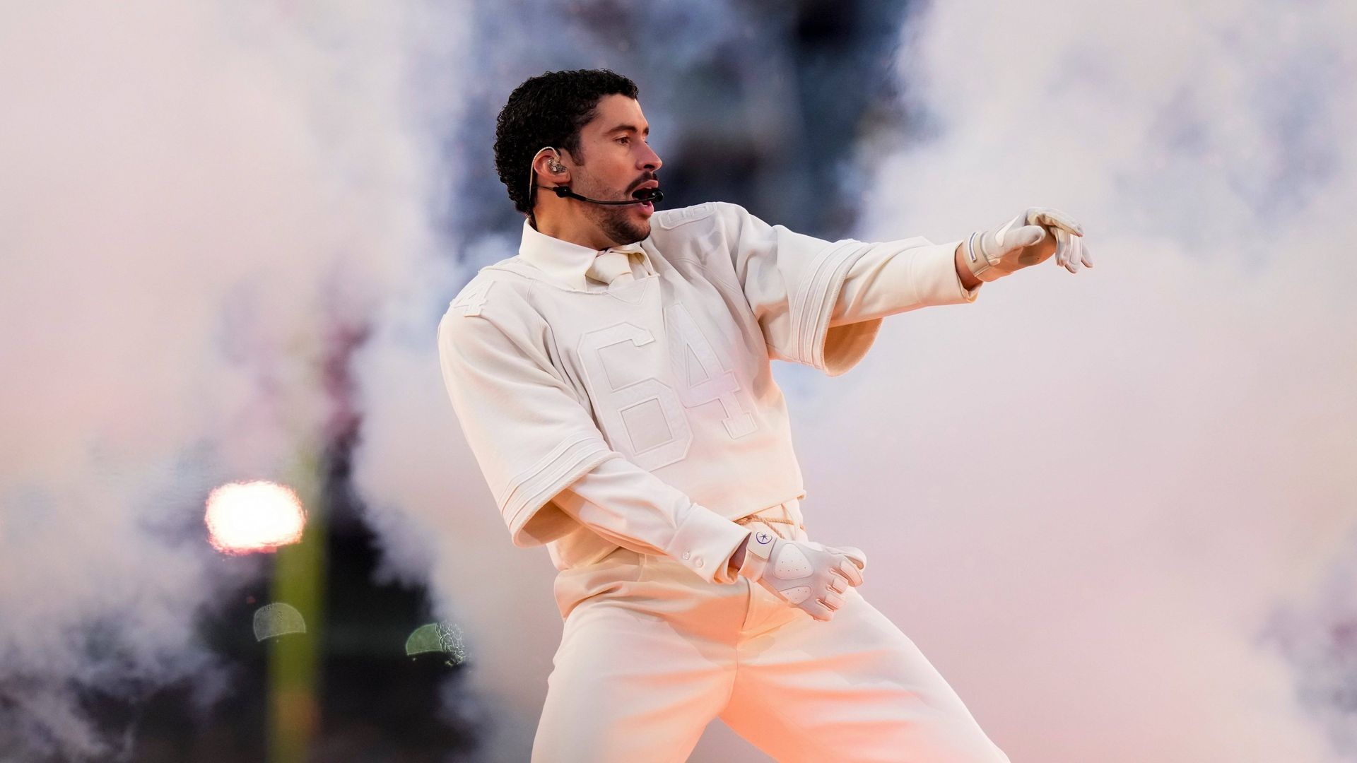 Bad Bunny en uno de sus conciertos