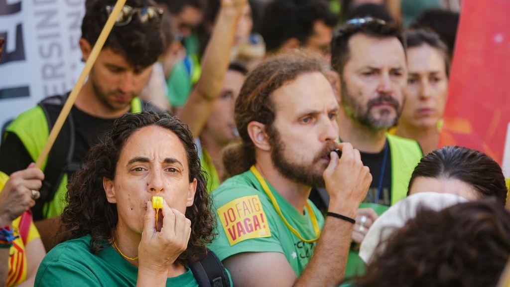Centenares de responsables de equipos docentes en colegios de la Comunidad valenciana renuncian a sus cargos en plena huelga