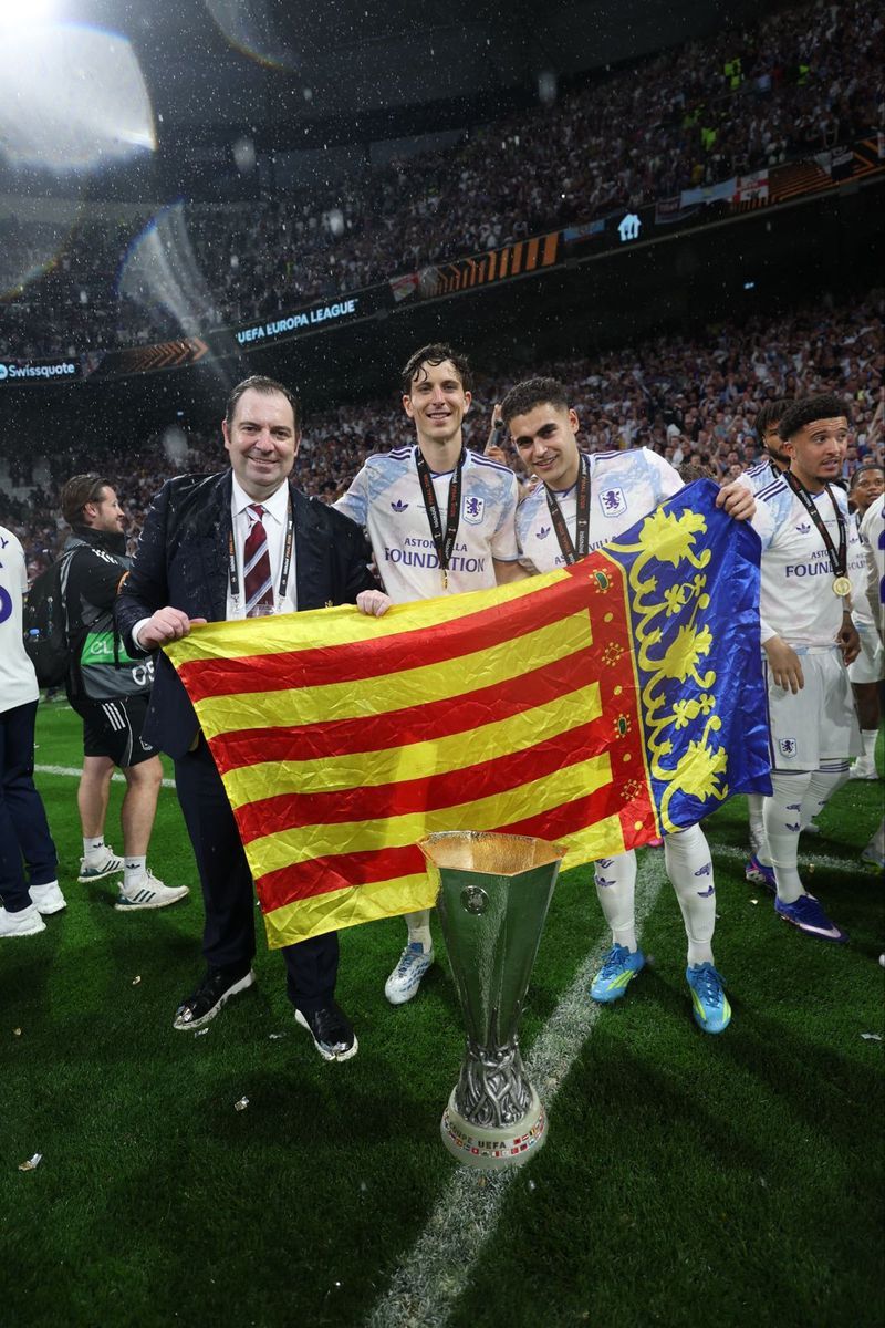 Damià Vidagany y los valencianos del Aston Villa