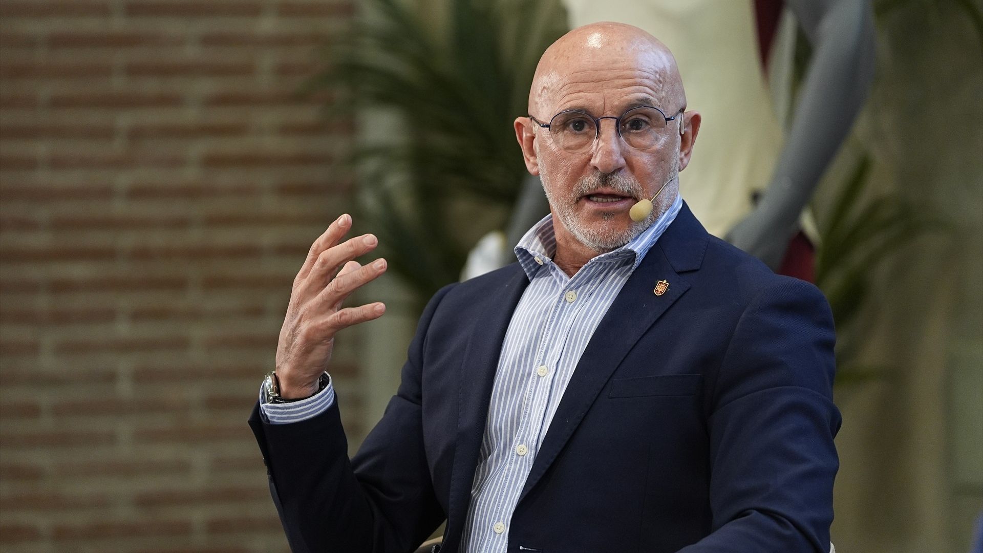 De la Fuente, en un acto De la Fuente, en un acto
