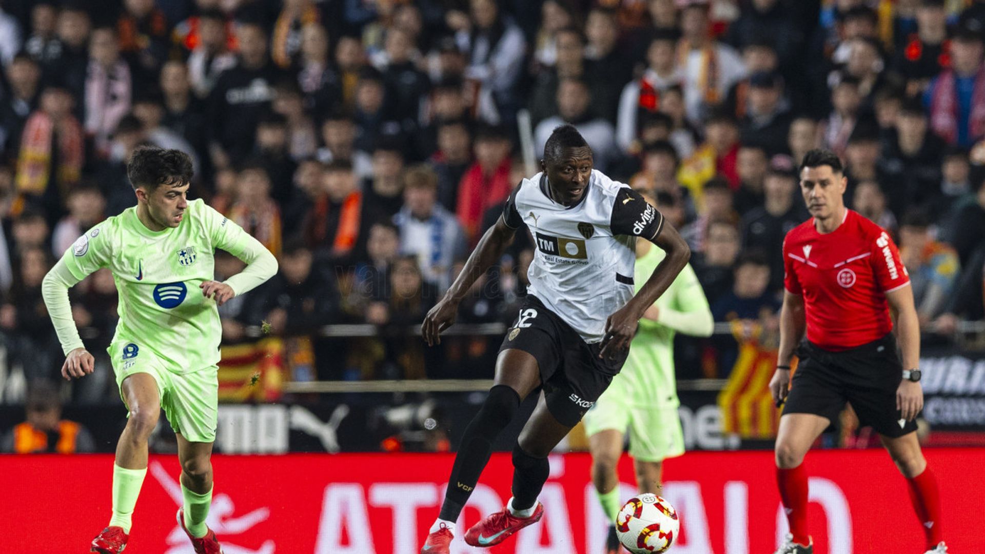 Sadiq en el último Valencia - Barcelona